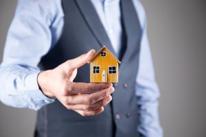 Pourquoi faire appel à un professionnel pour la vente d’un bien immobilier 